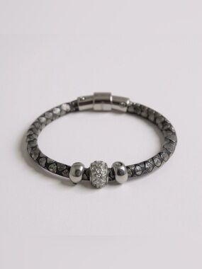 HENRI BENDEL Gray Silver Snake Leather Bracelet Silver Bead Magnetic R $148